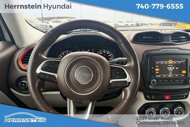 Used 2015 Jeep Renegade Latitude w/ Cold Weather Group image 9