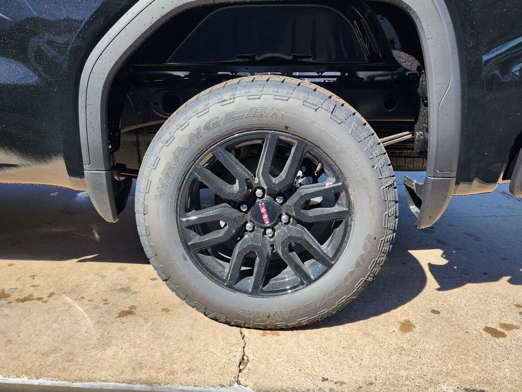 New 2026 GMC Sierra 1500 Elevation image 50