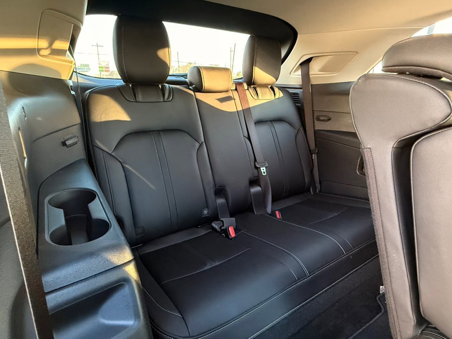 Used 2024 MAZDA CX-90 3.3 Turbo w/ Preferred Plus image 19