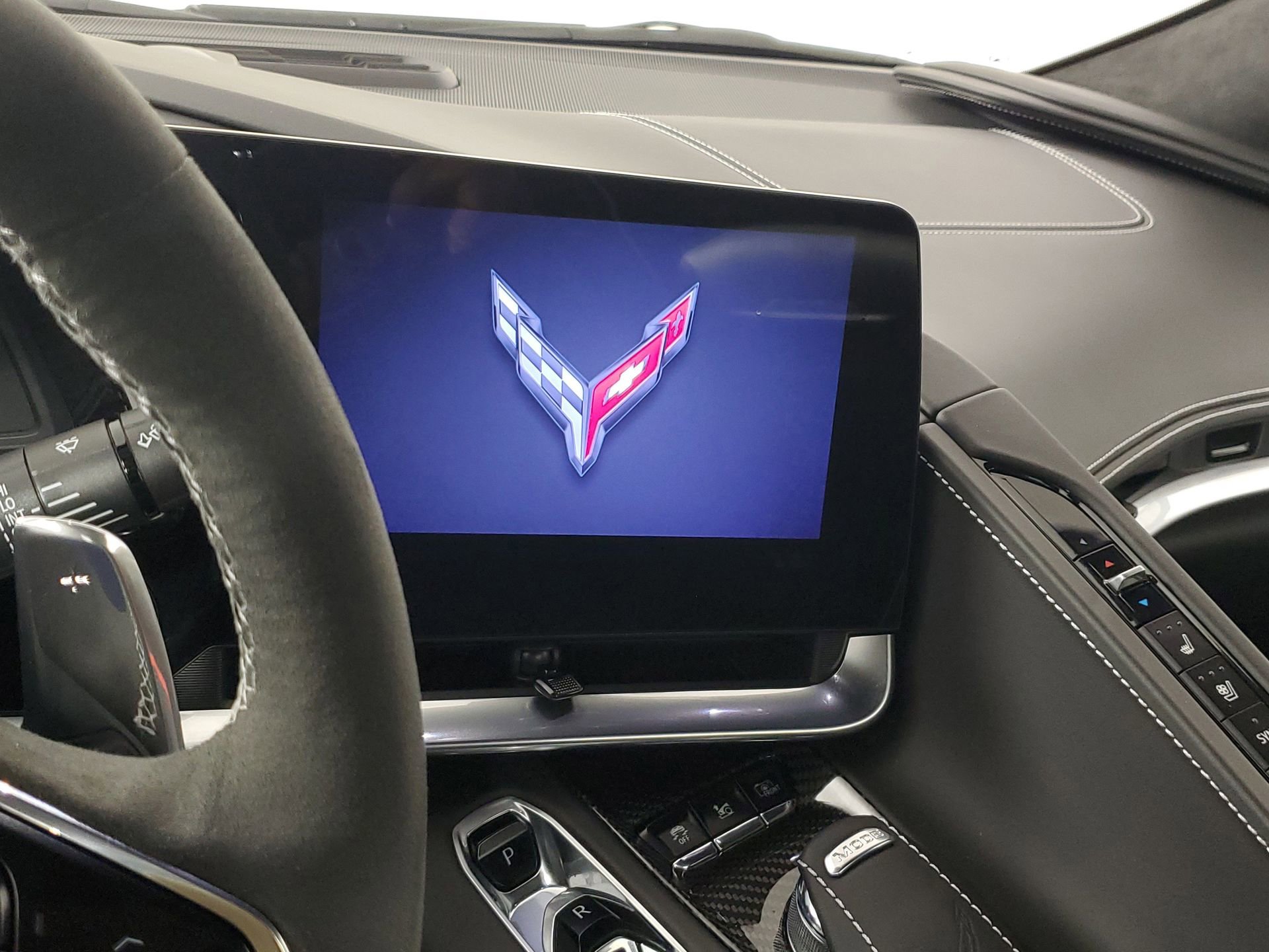 Used 2023 Chevrolet Corvette Stingray Premium Conv w/ Z51 Performance Package image 24