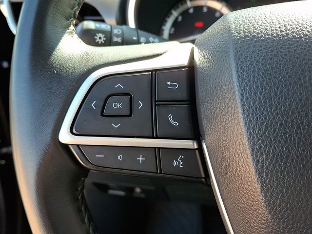 Used 2022 Toyota Highlander XLE AWD/4WD image 24