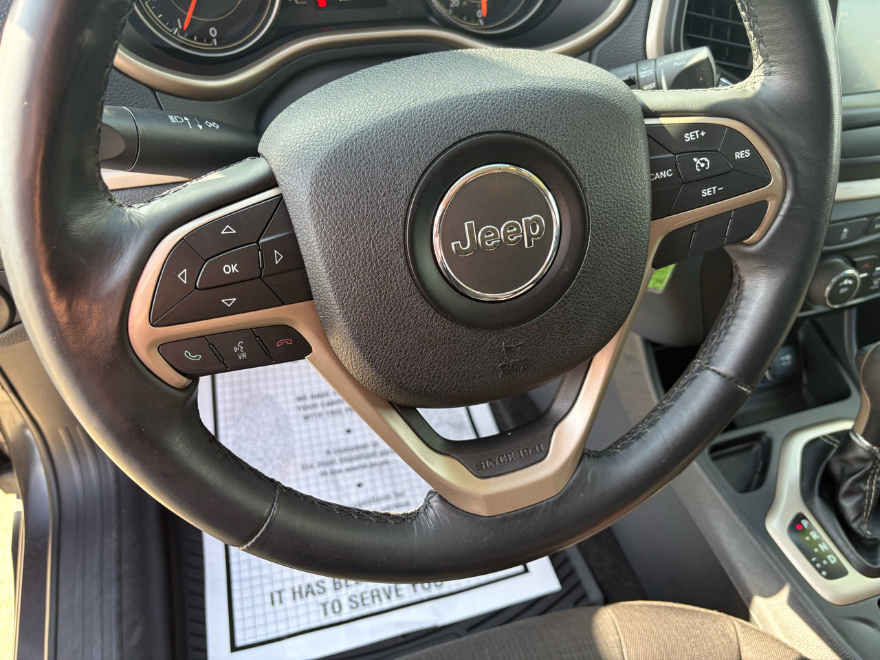 Used 2016 Jeep Cherokee Latitude image 14