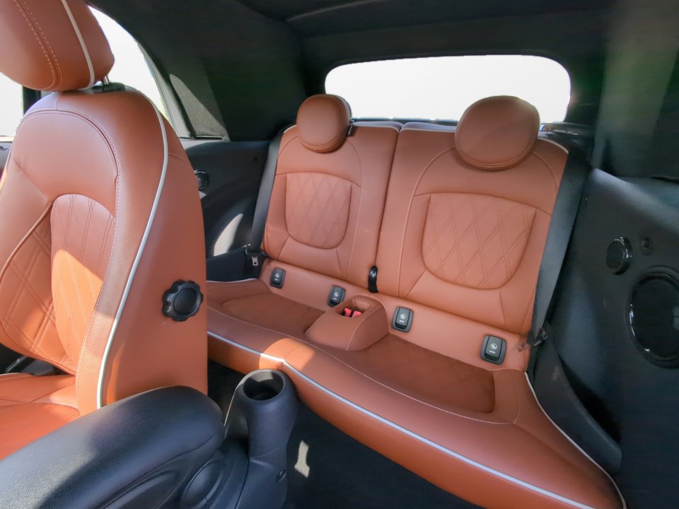 Used 2022 MINI Cooper S w/ Driver Assistance Package image 12