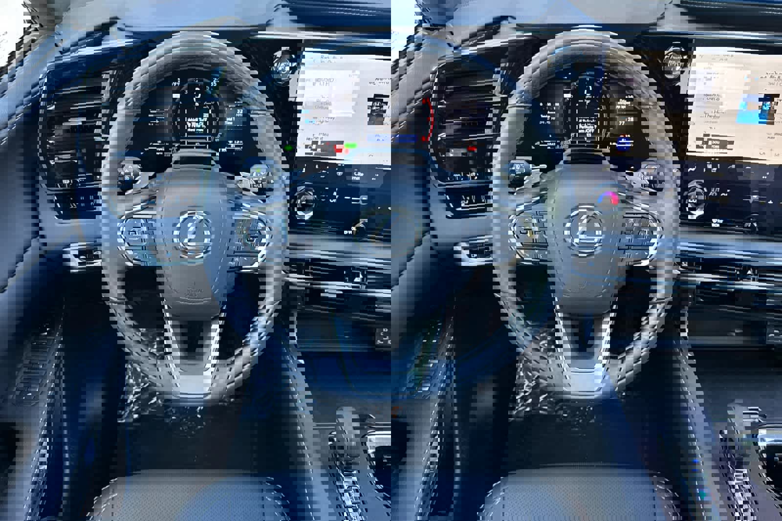 Certified 2025 Lexus RX 350h w/ Convenience Package image 15