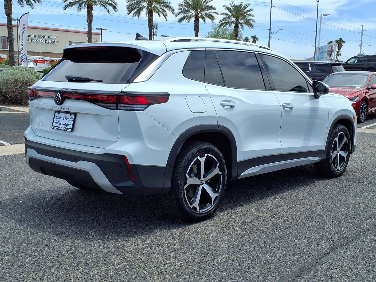 New 2026 Volkswagen Tiguan SE image 5