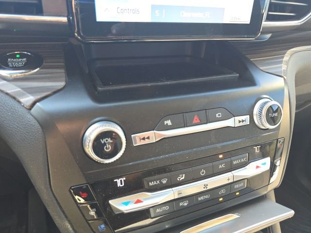 Certified 2020 Ford Explorer Limited image 11