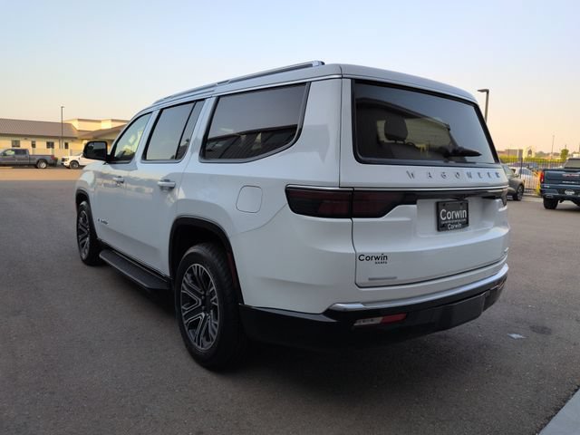 Used 2023 Jeep Wagoneer Series II AWD/4WD image 5