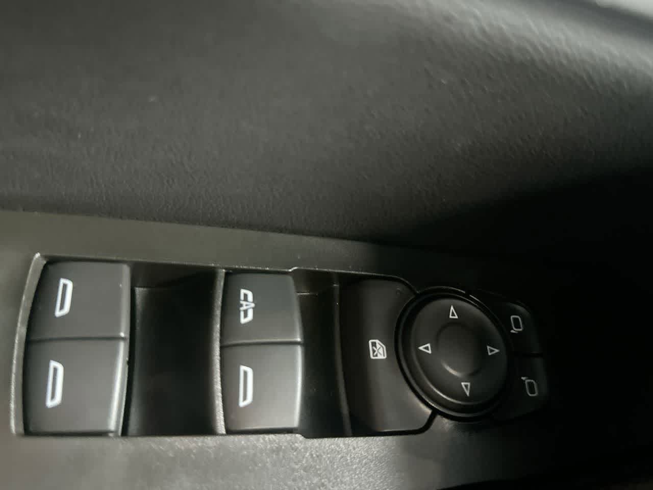 Used 2025 Chevrolet Blazer LT FWD image 17