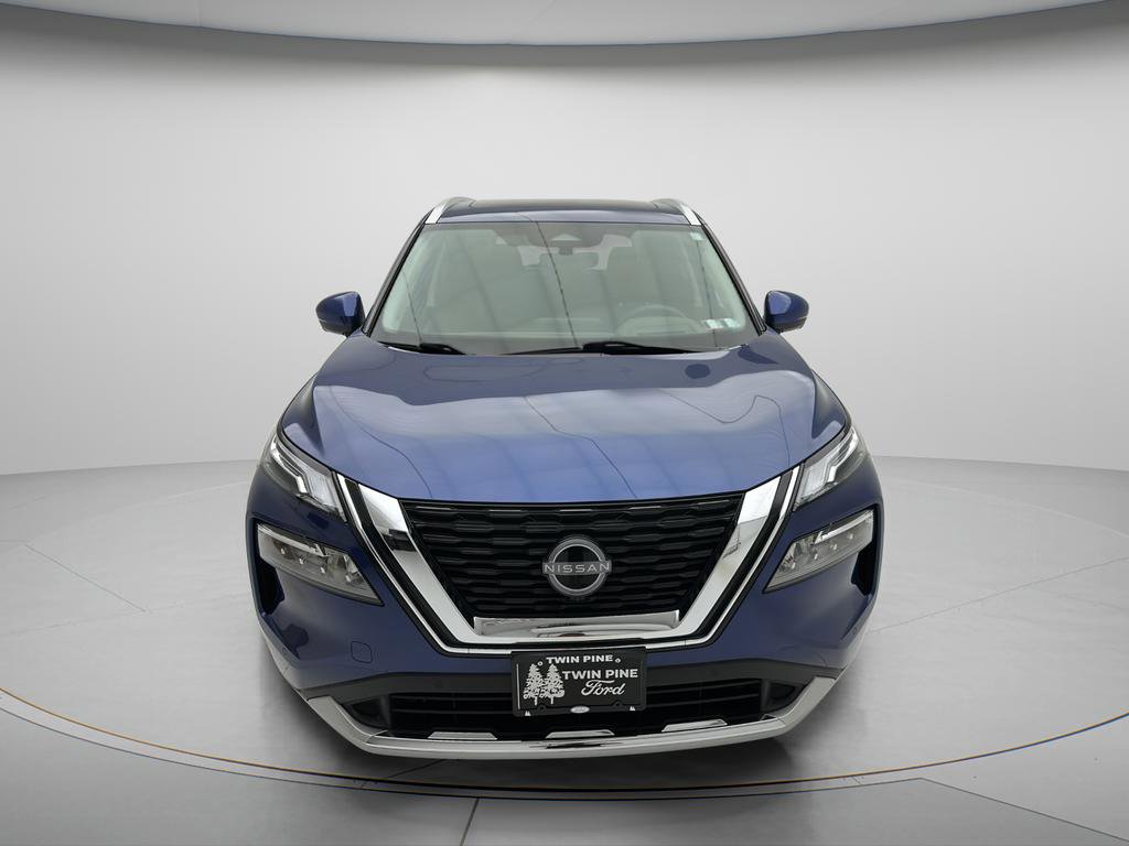 Used 2023 Nissan Rogue Platinum w/ Platinum Premium Package AWD/4WD image 2