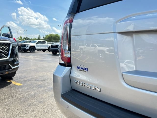 Used 2018 GMC Yukon SLT w/ Open Road Package AWD/4WD image 9