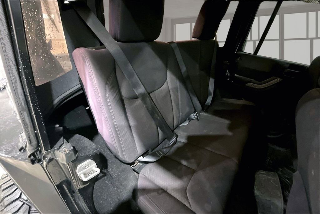 Used 2013 Jeep Wrangler Unlimited Sport image 23