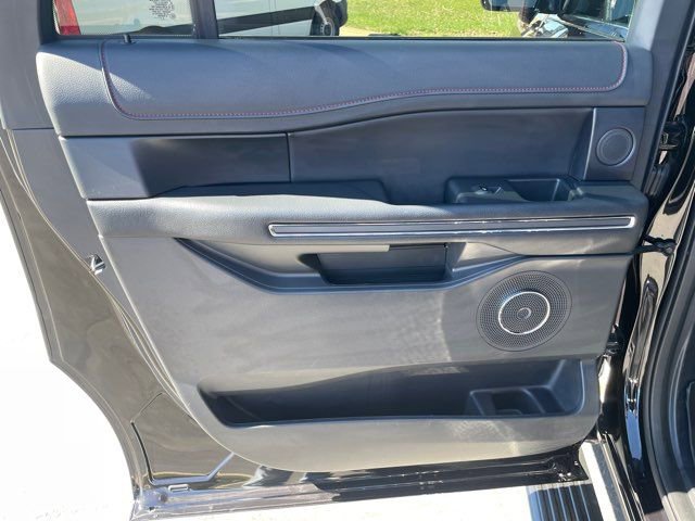 Used 2024 Ford Expedition Max Limited image 17