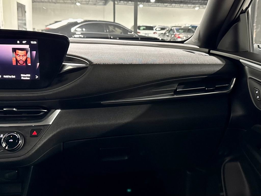 Used 2024 Buick Envista Preferred w/ Convenience I Package image 24