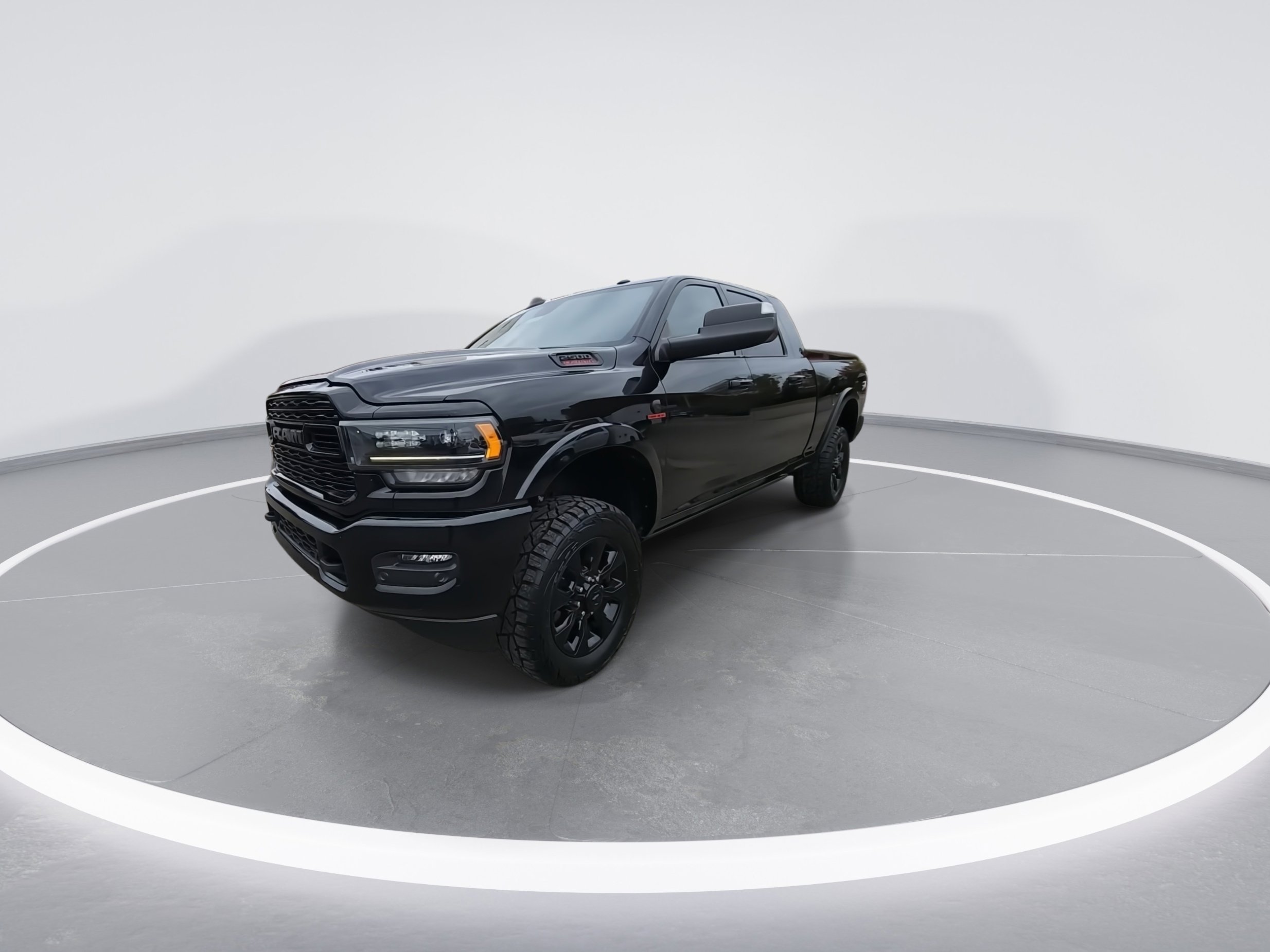 Certified 2022 RAM 2500 Limited w/ Night Edition image 4