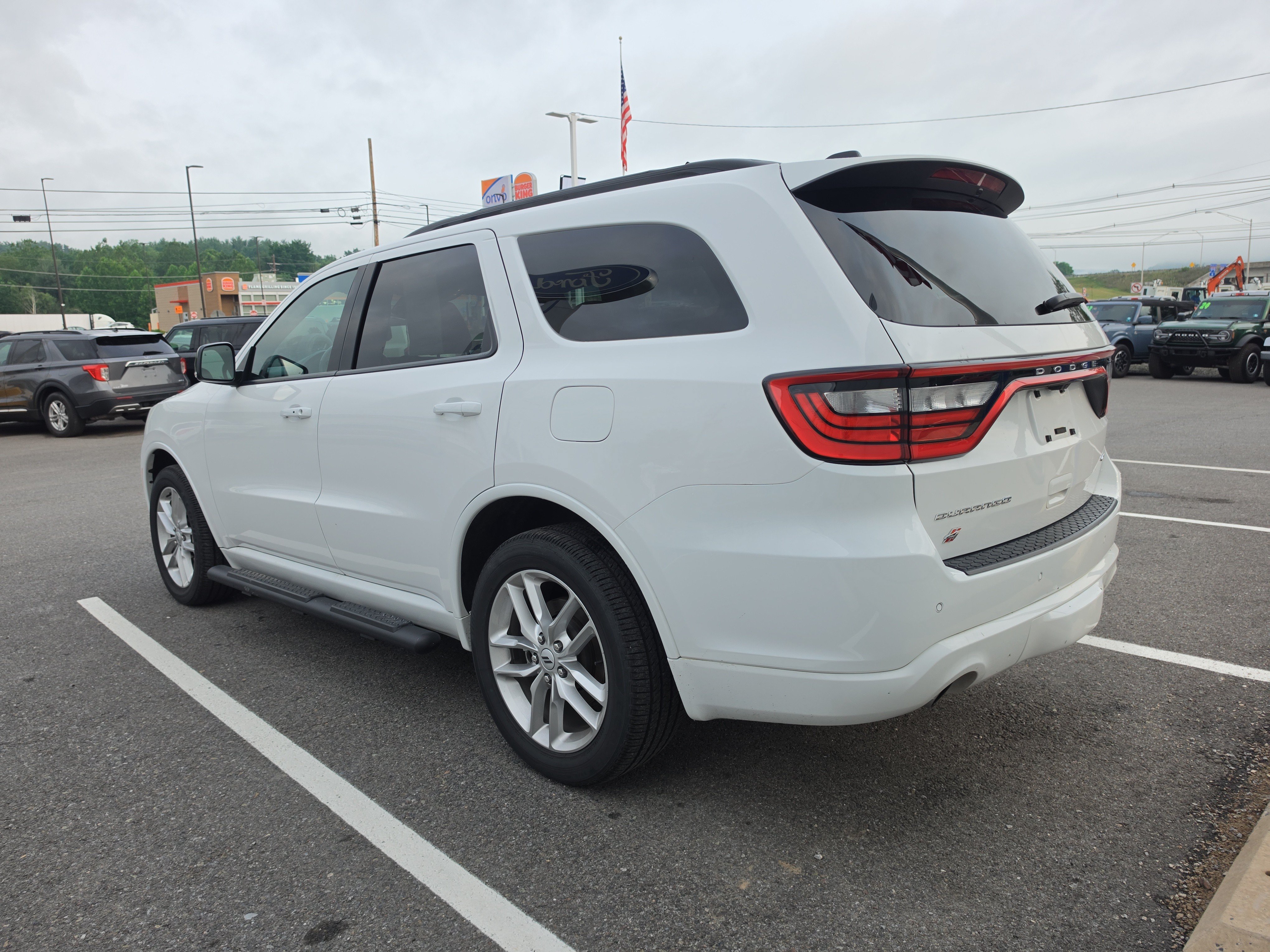 Used 2025 Dodge Durango GT AWD/4WD image 6