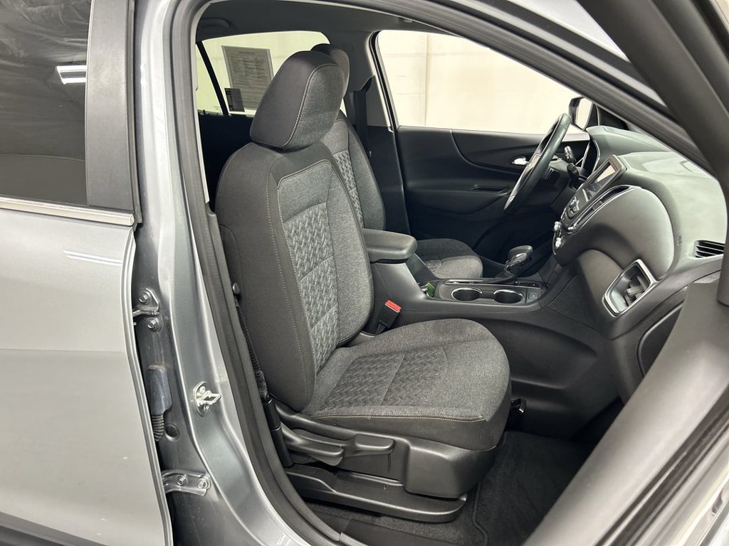 Used 2024 Chevrolet Equinox LT AWD/4WD image 22