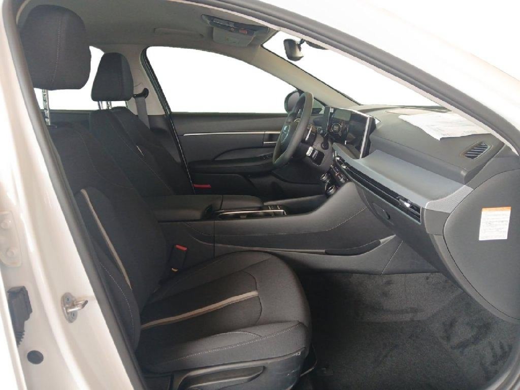 New 2026 Hyundai Sonata Blue FWD image 15
