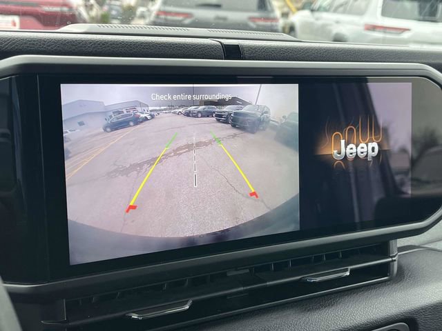 Used 2024 Jeep Wrangler Sport S image 29