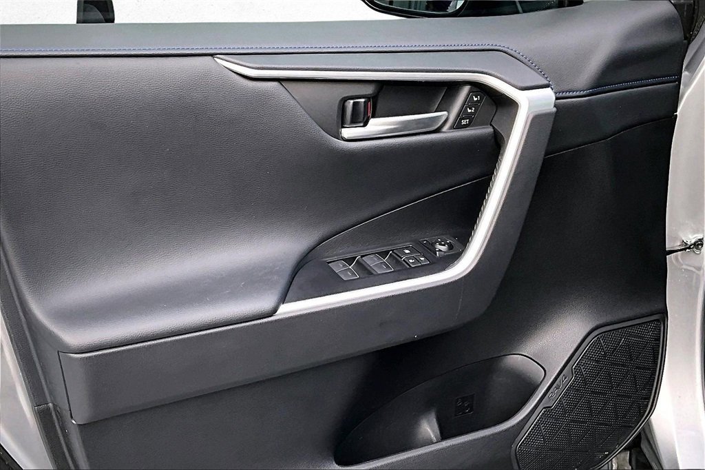 Used 2023 Toyota RAV4 XSE image 18