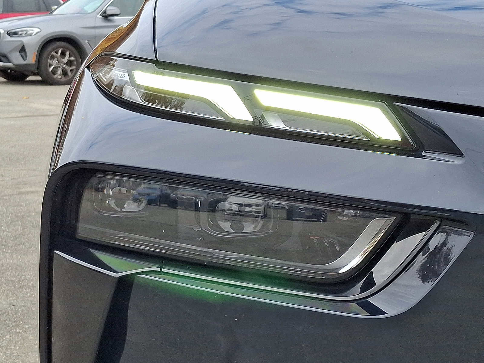 Used 2024 BMW X7 xDrive40i w/ M Sport Package image 9