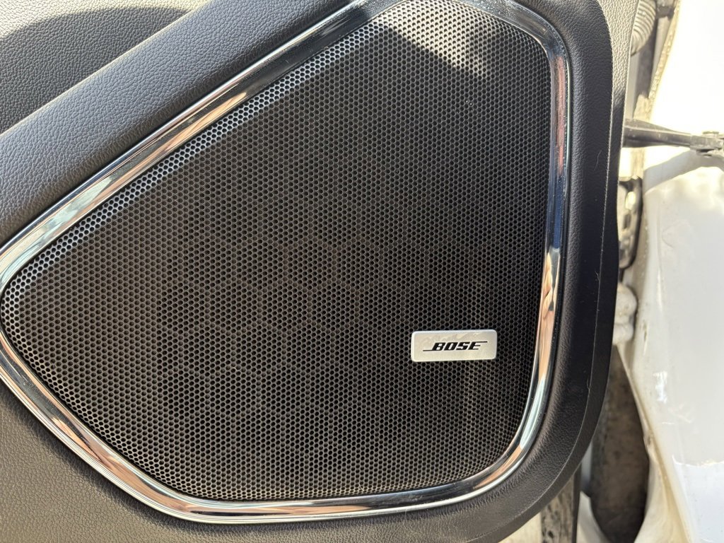 Used 2020 GMC Yukon XL Denali image 12