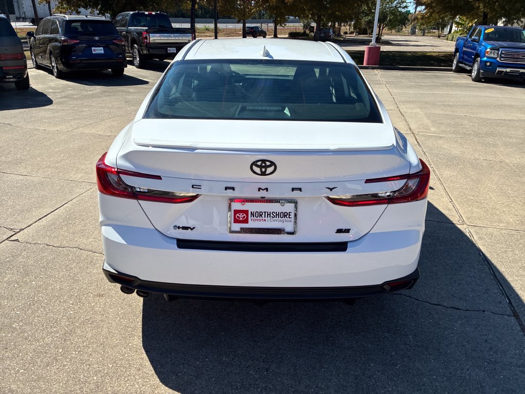 New 2026 Toyota Camry SE w/ Convenience Package FWD image 5