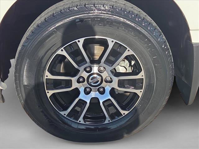 Used 2021 Nissan Titan SV w/ SV Convenience Package AWD/4WD image 26