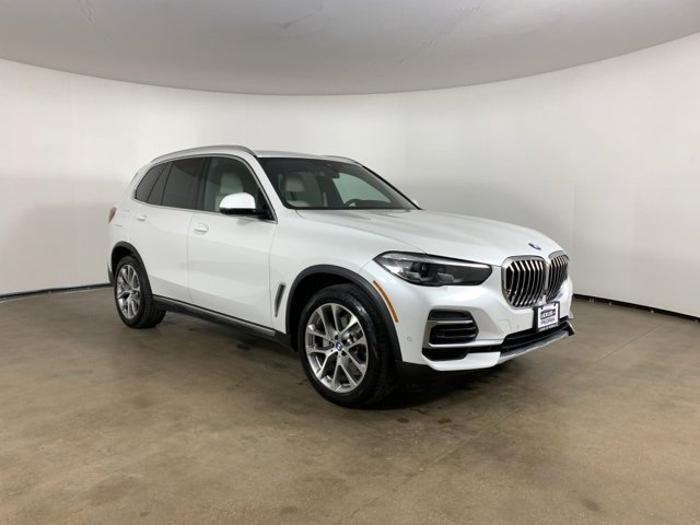 Used 2023 BMW X5 xDrive40i w/ Premium Package image 5