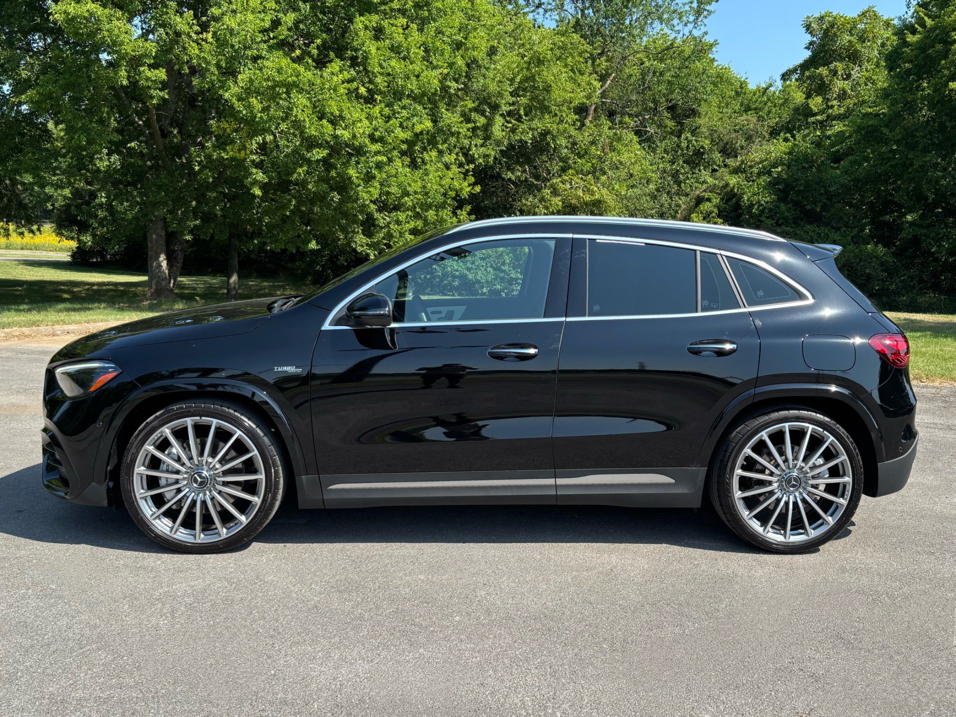 Used 2024 Mercedes-Benz GLA 35 AMG 4MATIC image 8