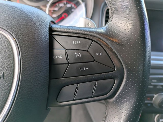 Used 2020 Dodge Charger SXT image 10