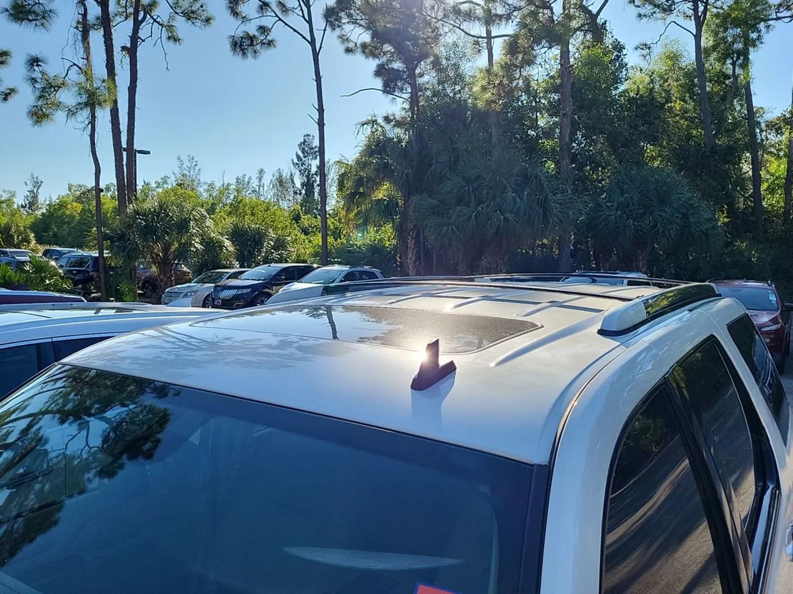 Used 2012 Cadillac Escalade Luxury image 8