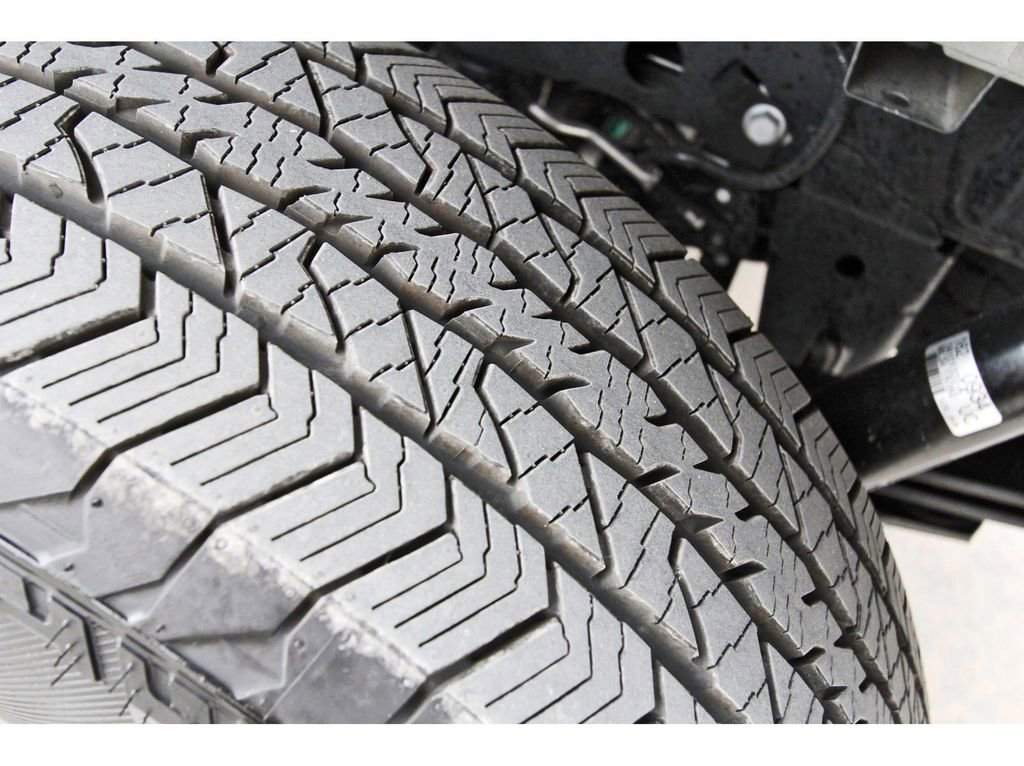 Used 2025 Ford F150 Platinum w/ FX4 Off-Road Package image 33