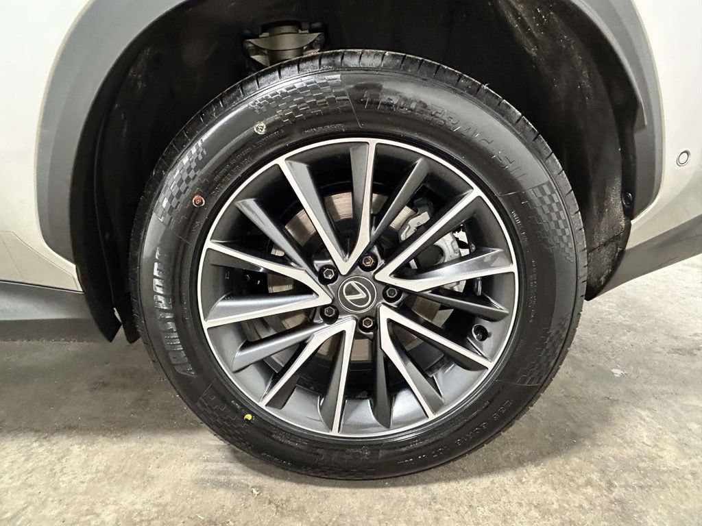 Used 2024 Lexus NX 350h AWD w/ Vision Package image 7