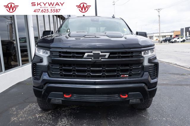 Used 2024 Chevrolet Silverado 1500 LT Trail Boss w/ Convenience Package II image 4