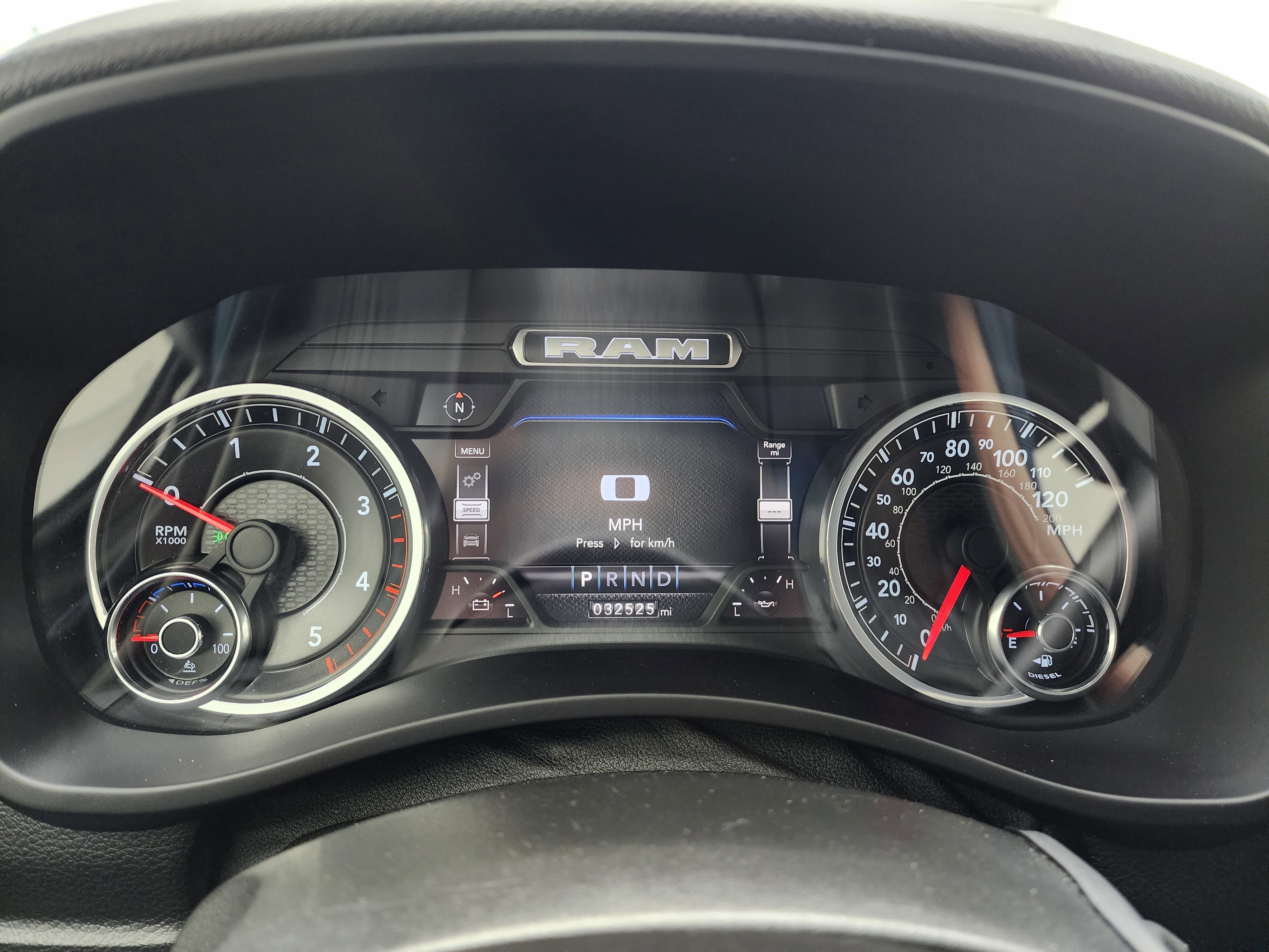 Used 2022 RAM 2500 Big Horn w/ Night Edition image 10