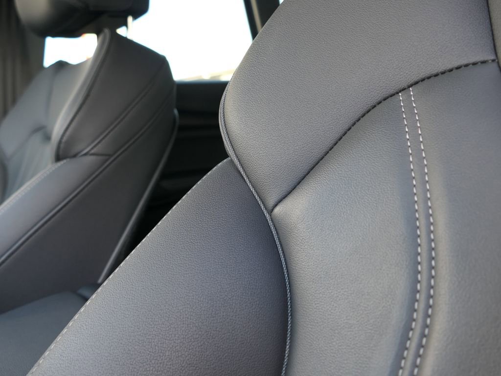 Used 2023 Audi Q5 e Premium Plus w/ Premium Plus Package image 12