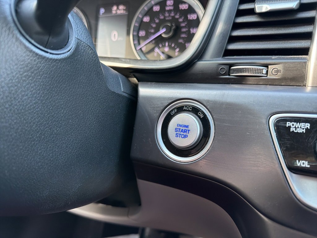 Used 2018 Hyundai Sonata Limited w/ Ultimate Package 07 image 38