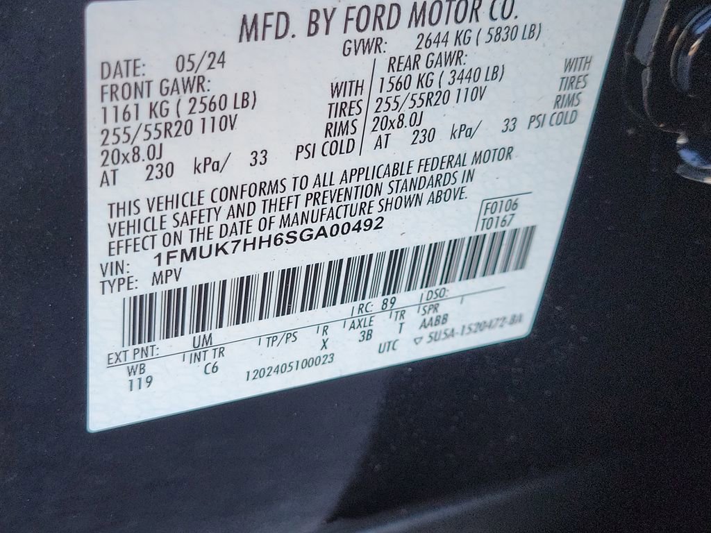 Used 2025 Ford Explorer Platinum image 32