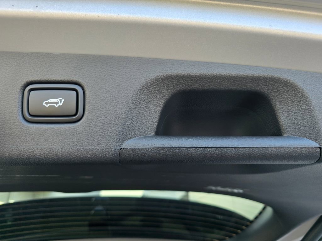 Used 2025 Hyundai Palisade Calligraphy image 21