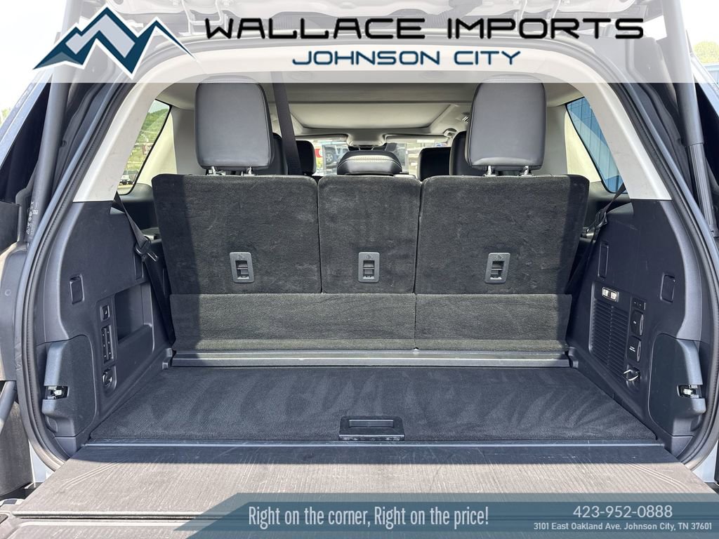 Used 2025 Ford Expedition Platinum AWD/4WD image 46