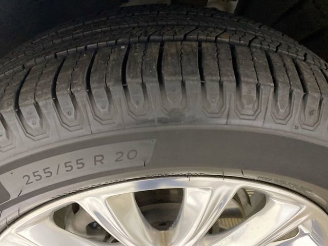 Used 2021 Buick Enclave Essence w/ LPO, Floor Liner Package image 23