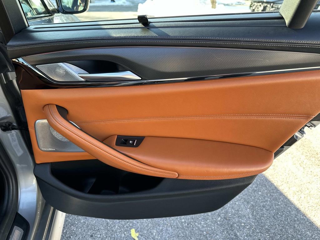 Used 2019 BMW M5 w/ Executive Package image 36