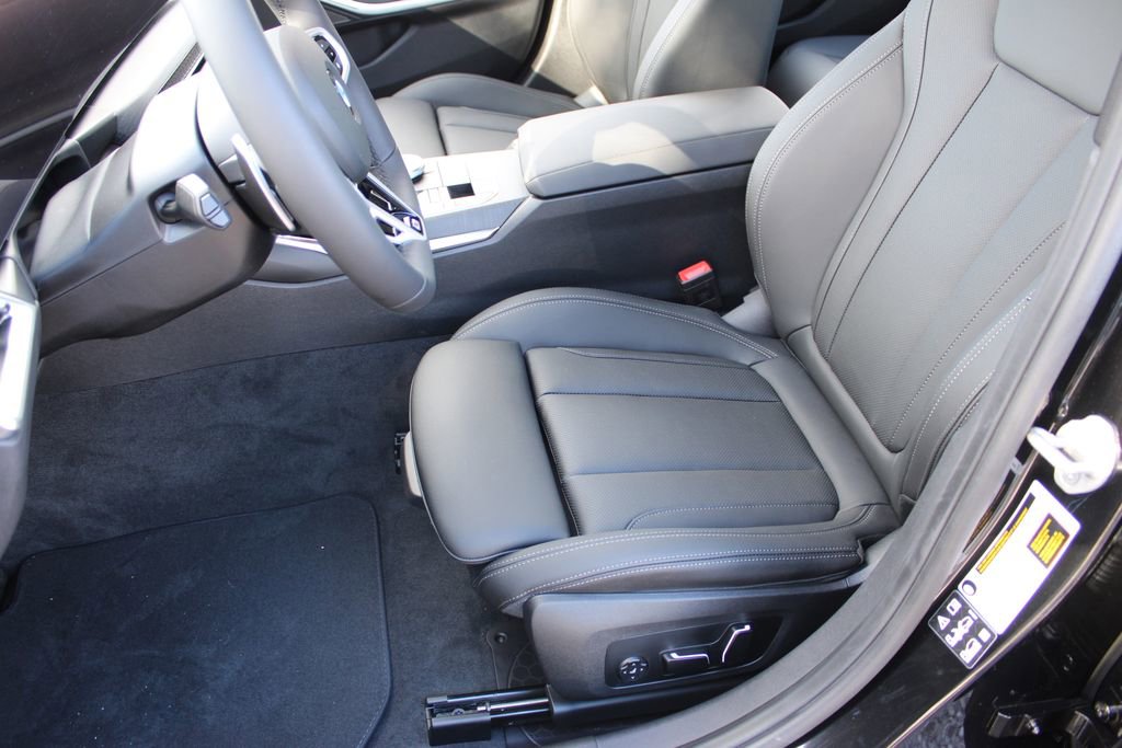 New 2026 BMW 330i xDrive Sedan w/ M Sport Package image 22