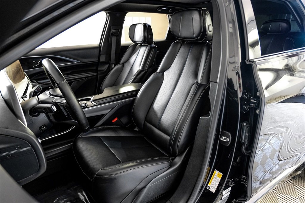 Used 2024 Cadillac Lyriq Sport w/ LPO, Floor Liner Package image 33