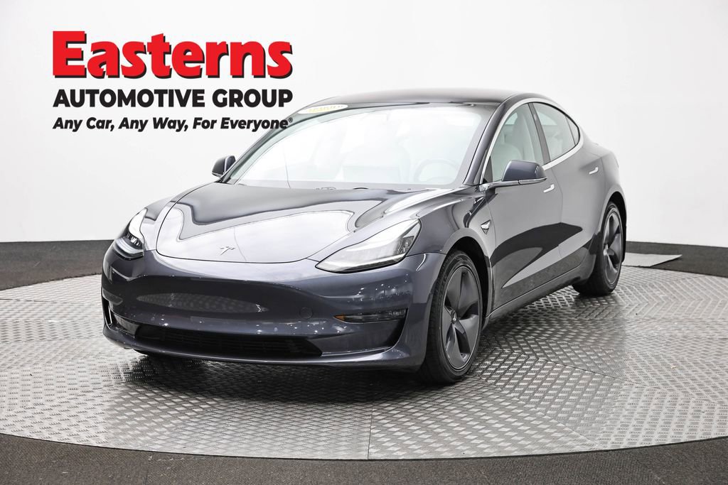 Used 2018 Tesla Model 3 Long Range image 1