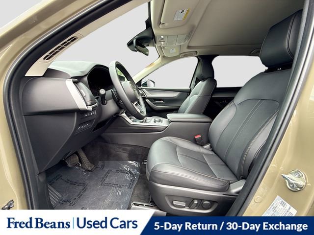 Used 2025 MAZDA CX-70 Plug-In Hybrid w/ Premium Pkg image 24