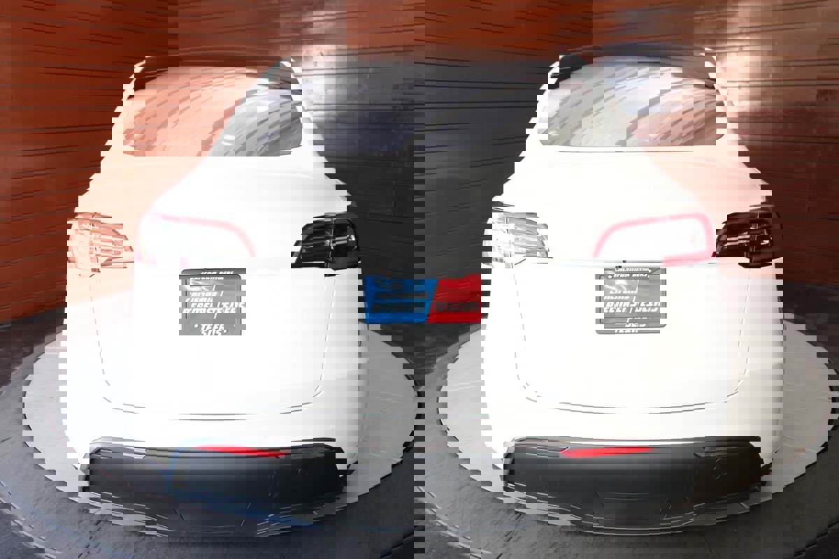 Used 2020 Tesla Model Y Performance image 6