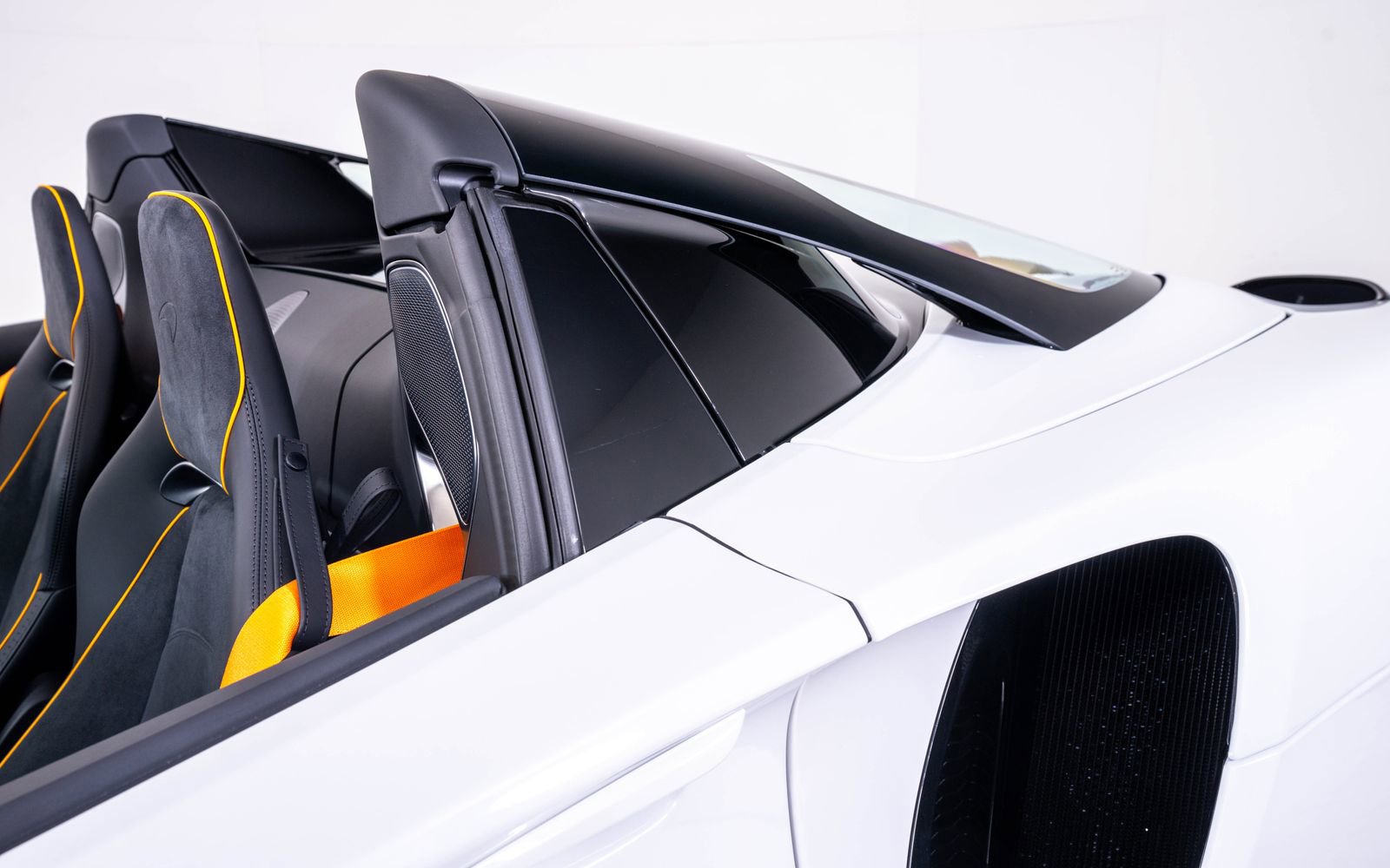 New 2026 McLaren Artura Spider image 14