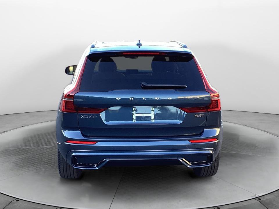 New 2027 Volvo XC60 B5 Plus AWD/4WD image 6