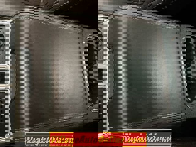 Used 2016 Ford F150 Platinum w/ Equipment Group 701A Luxury image 22